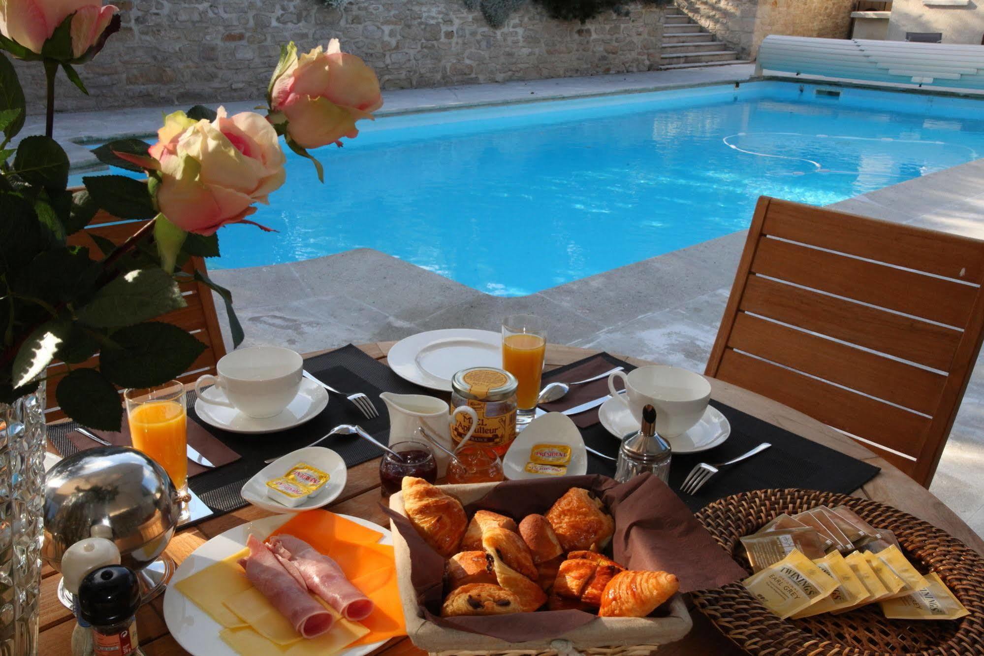 Saint Graal Bed and Breakfast Chamant Esterno foto